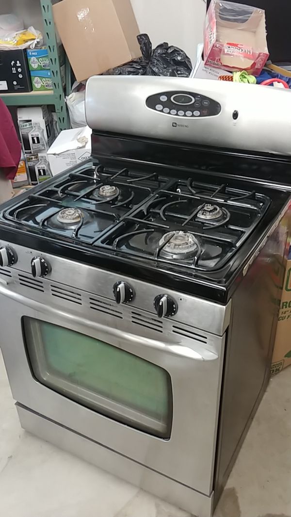 Maytag MGR5765QDS Gas Stove for Sale in Everett, WA OfferUp