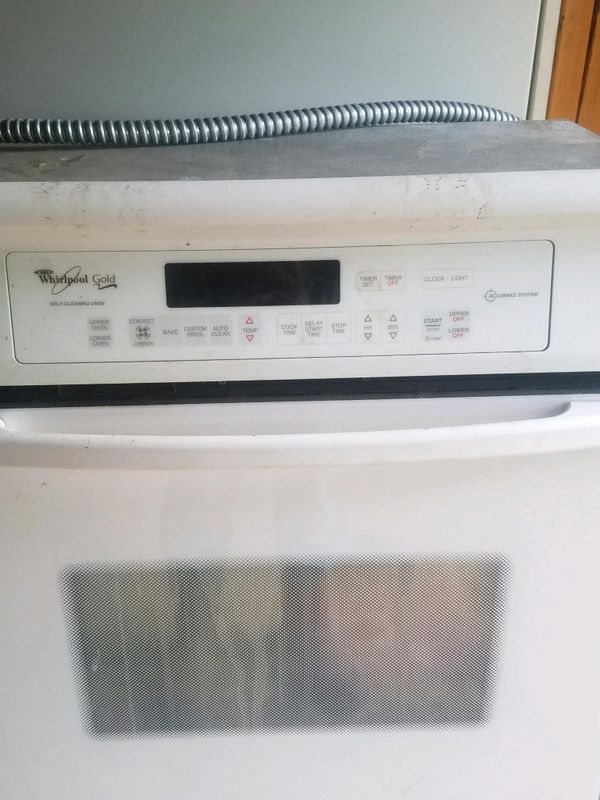 Whirlpool gold series electric double Wall oven for Sale in Nineveh, IN