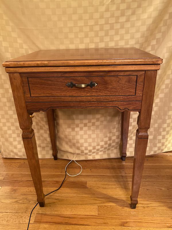 Antique Vintage JC PENNEY Sewing machine with Table for Sale in