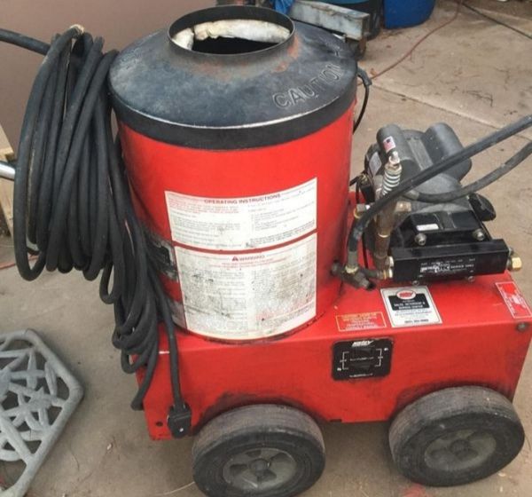 Hotsy Pressure Washer Sport 500! Hot or Cold! for Sale in Chandler, AZ