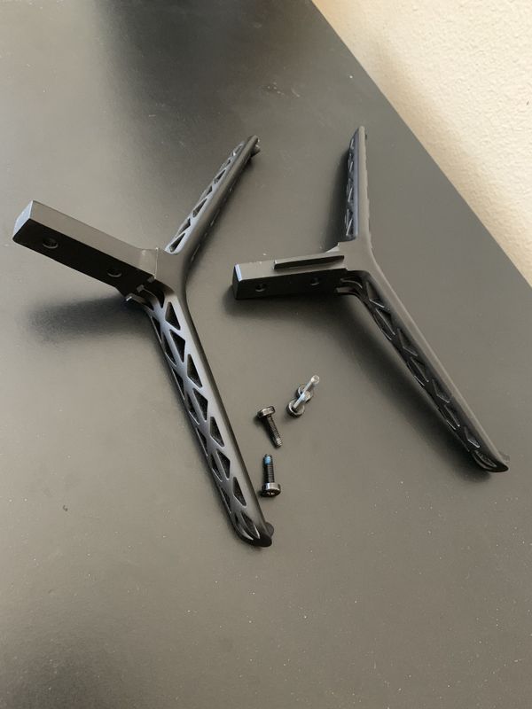 Vizio E series Stand Legs for Sale in Seattle, WA OfferUp