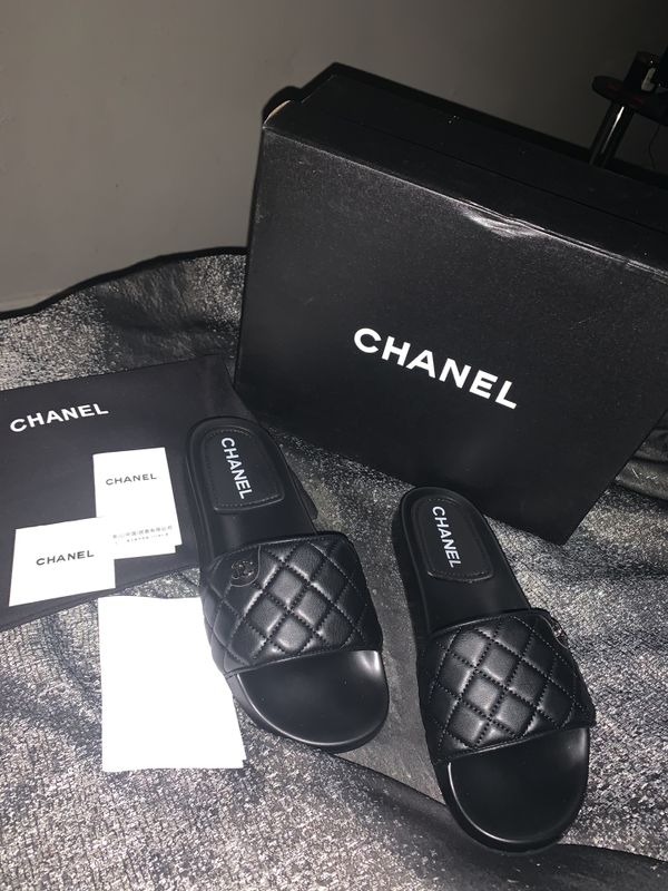 chanel olive green slides