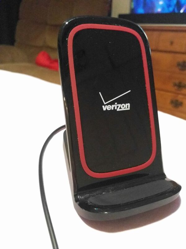 Verizon qi wireless charger model VZW3COILWC for iphone