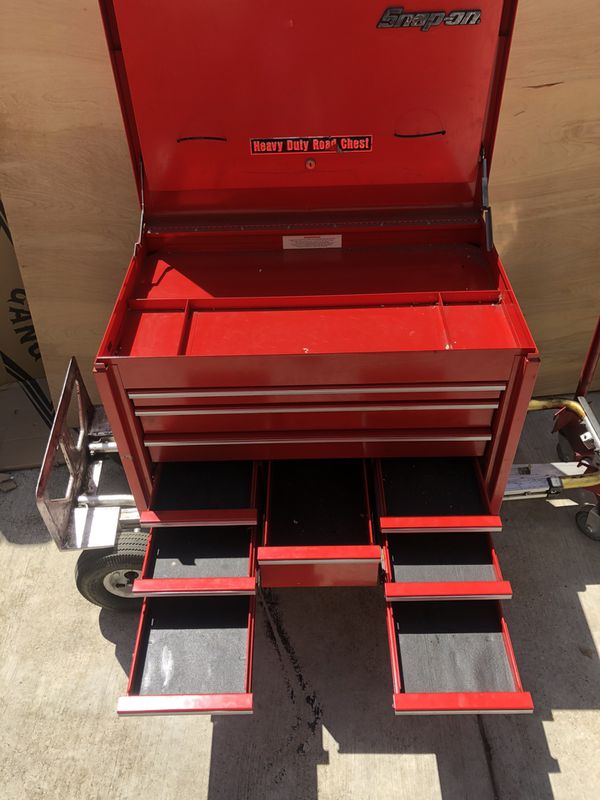 Snap on tool box Heavy duty road chest with key 10 drawers for Sale in