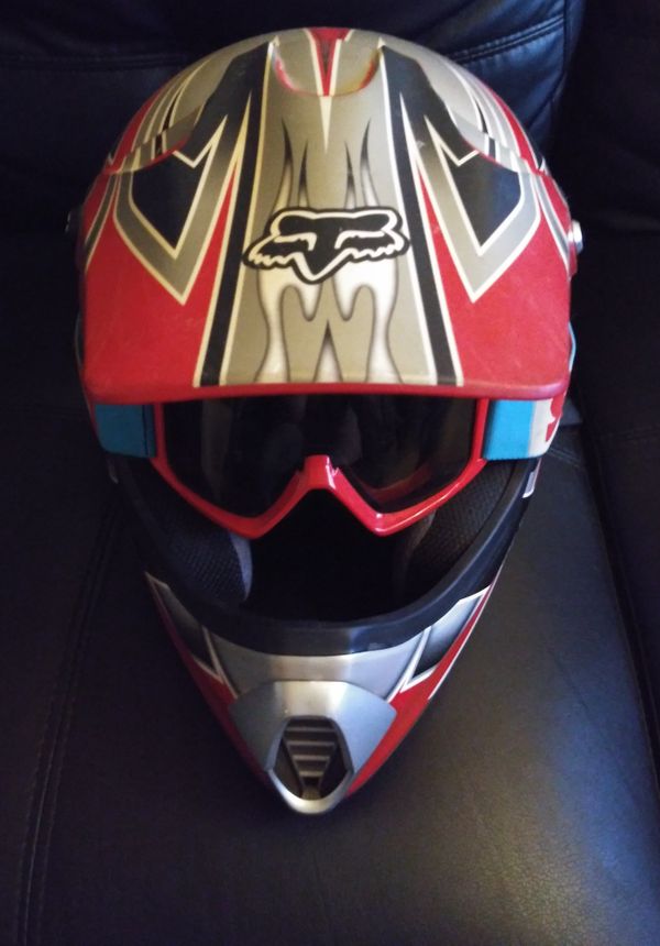 Fox motorcycle helmet for Sale in Phoenix, AZ - OfferUp