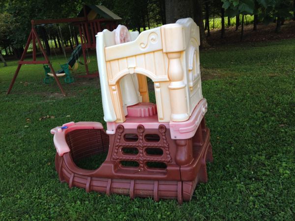 little tikes ship playhouse