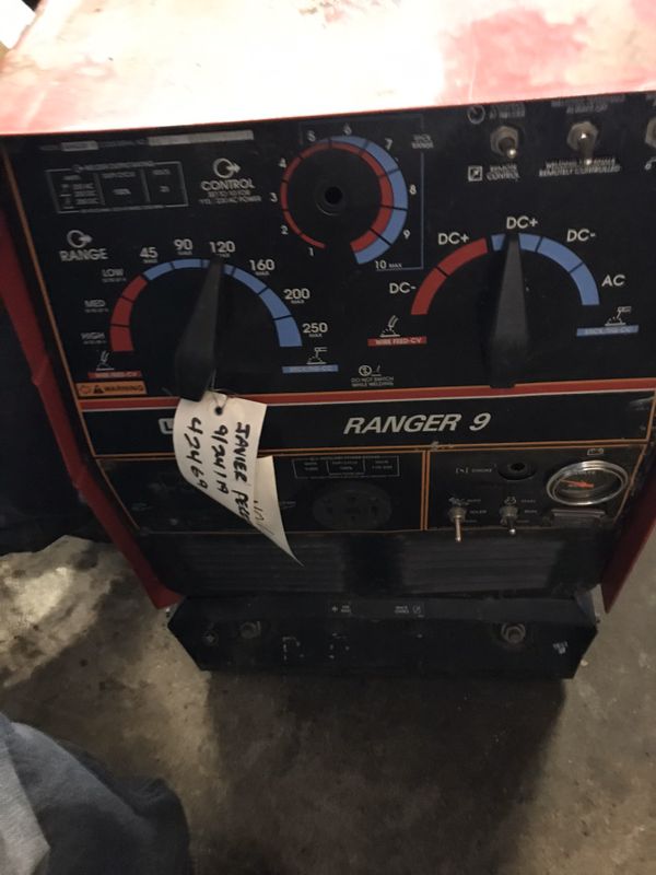 Welder generator Lincoln ranger 9. For parts for Sale in Seattle, WA