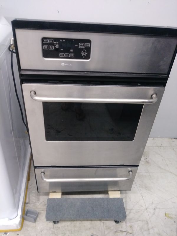 Maytag 24 inch wall oven for Sale in Santa Ana, CA OfferUp