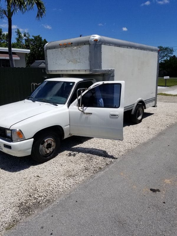 BOX FOR TRUCK 10FT for Sale in Miami, FL - OfferUp