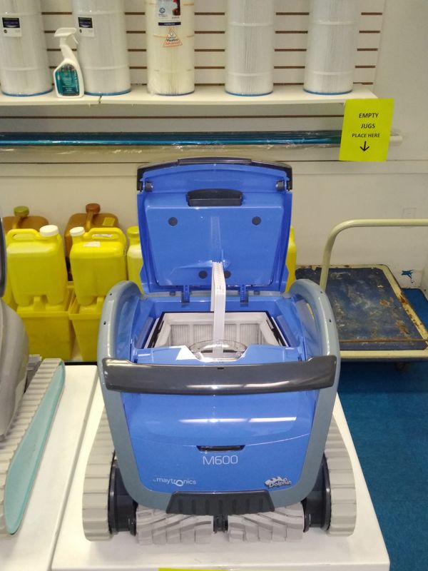 maytronics m600 pool cleaner