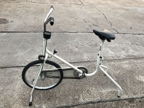 exercise bike Montgomery Ward for Sale in Houston, TX - OfferUp