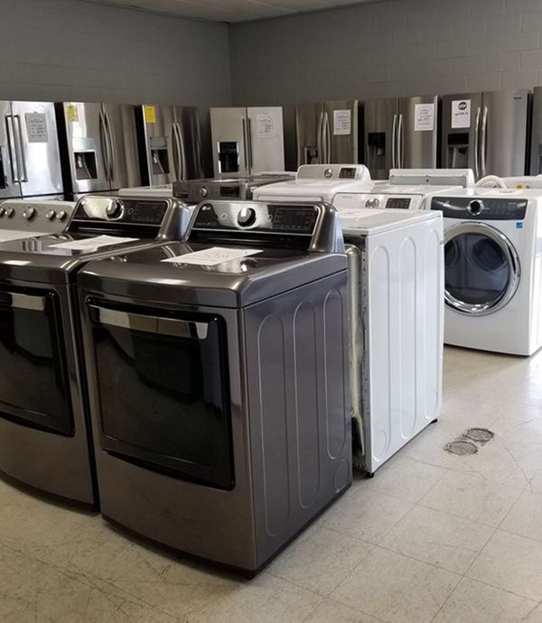 brands of large kitchen or laundry appliances