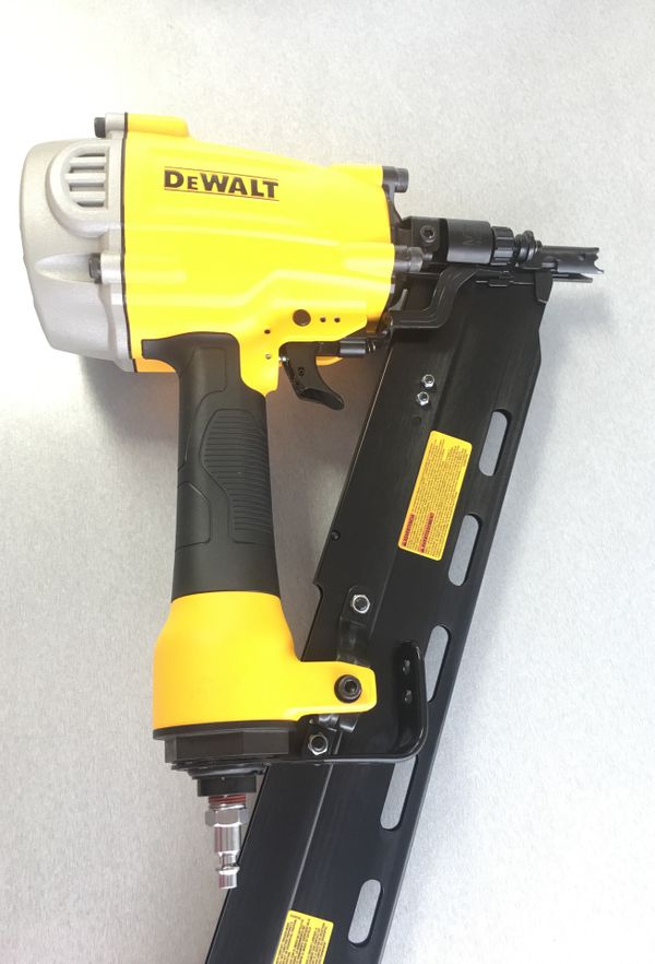DeWalt DWF83PL Pneumatic 21degree Collated Framing Nailer NEW!!! for