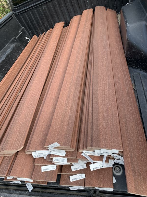 100new pieces Composite redwood fence dog ear picket for Sale in