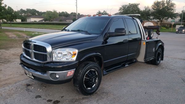 2009 tow truck for Sale in Houston, TX - OfferUp