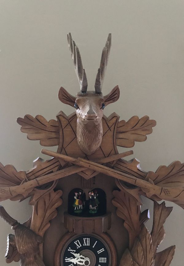 Deer head Cuckoo clock for Sale in Bakersfield, CA OfferUp