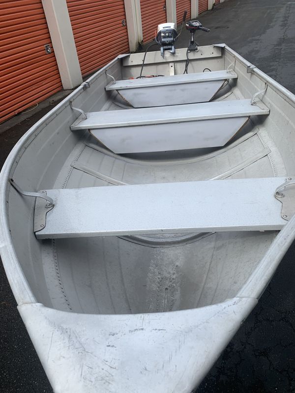 12 ft Mirrocraft Aluminum boat for Sale in Federal Way, WA - OfferUp