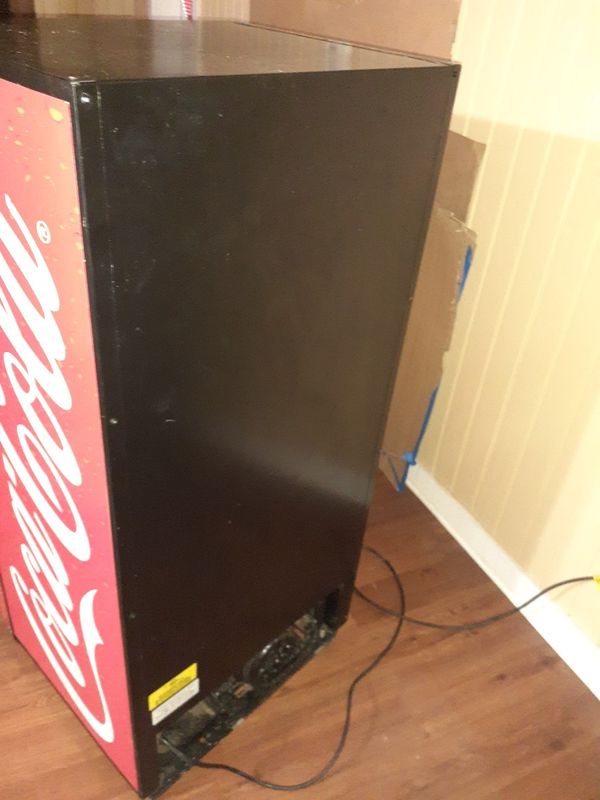 Coca Cola Refrigerator, by TRUE for Sale in Stockton, CA