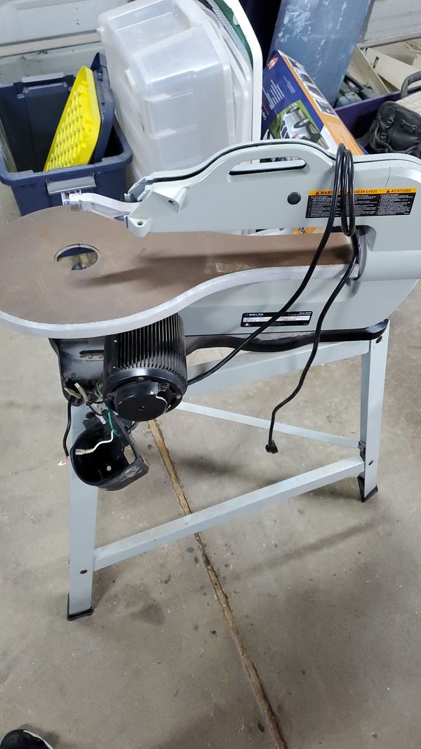 Delta 16" Variable Speed Scroll Saw for Sale in Orland Hills, IL OfferUp