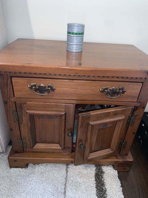 Bennington Pine 76 Vintage Bedroom Set for Sale in Flanders, NJ OfferUp