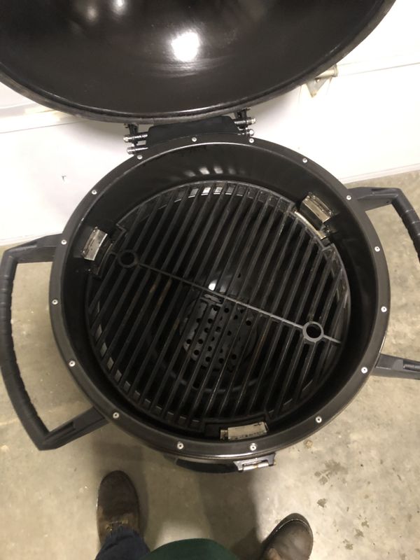 Broil King - Big Steel Keg - Charcoal Grill for Sale in Mount Vernon ...