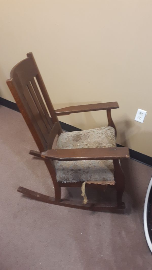 Antique rocking chair. 100 + years old for Sale in Virginia Beach, VA