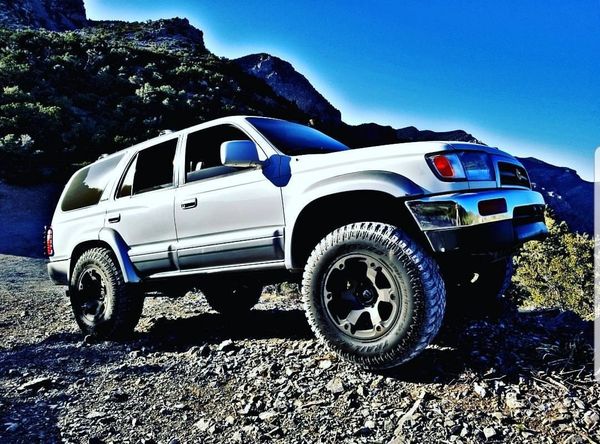 99 Toyota 4runner for Sale in Las Vegas, NV - OfferUp