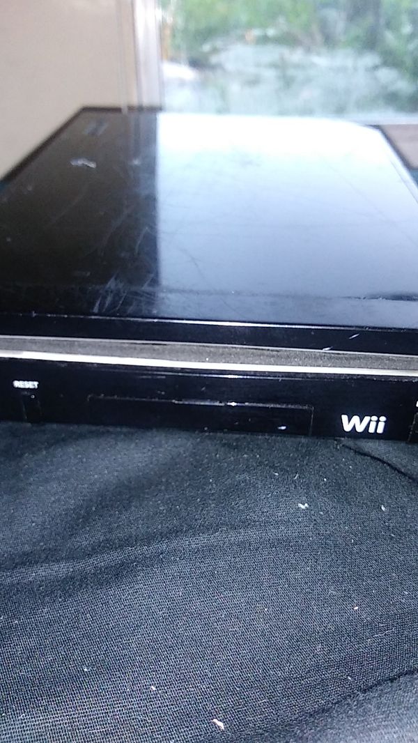 Wii first generation + game for Sale in Naples, FL OfferUp