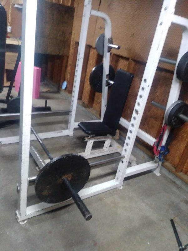 Adjustable Shoulder Press Bench. Seat height is adjustable. Angle of