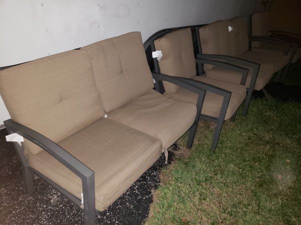 Outdoor patio furniture used for Sale in Fort Lauderdale, FL - OfferUp