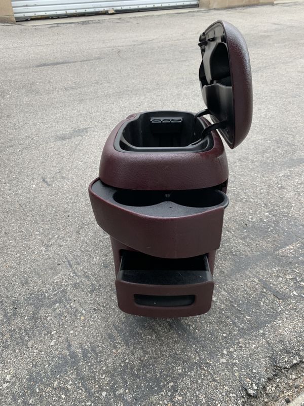 Chevy GMC center console 19951999 obs for Sale in Los Angeles, CA