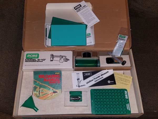 RCBS Rock Chucker Combo Reloading press + RCBS Ammo ...
