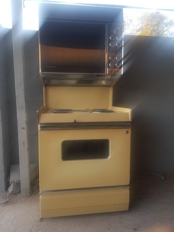 1974 general electric (GE) vintage stove top and oven with conventional