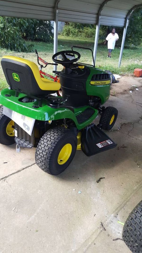 John Deere E100 17.5HP Automatic 42in Riding Lawn Mower for Sale in