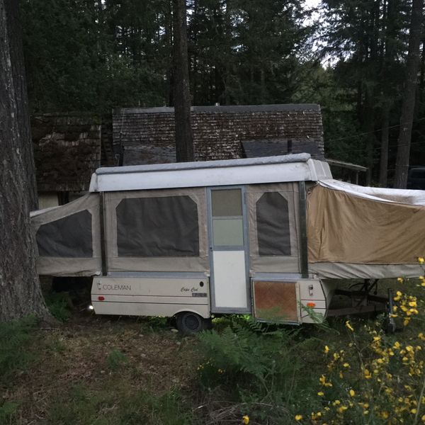 1986 Coleman Cape Cod Pop-Up Tent Trailer for Sale in Silverdale, WA ...