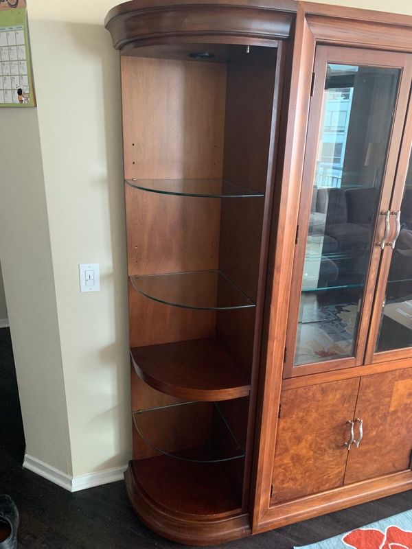 Bookshelves, Thomasville Humphrey Bogart collection for Sale in Chicago