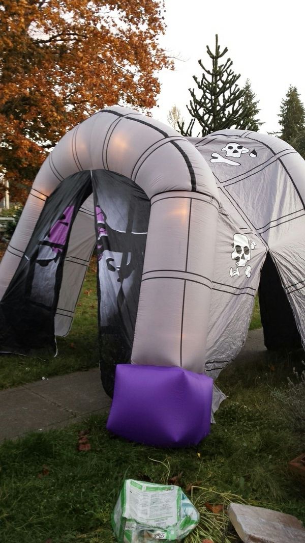 Halloween inflatable tunnel for Sale in Lacey, WA OfferUp