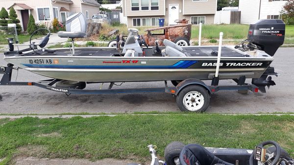 Bass Tracker tournament TX 17 boat for Sale in Spokane, WA - OfferUp