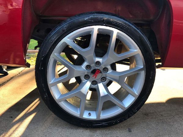 24 inch Chevy/GMC Honeycomb rims for Sale in Dallas, TX - OfferUp