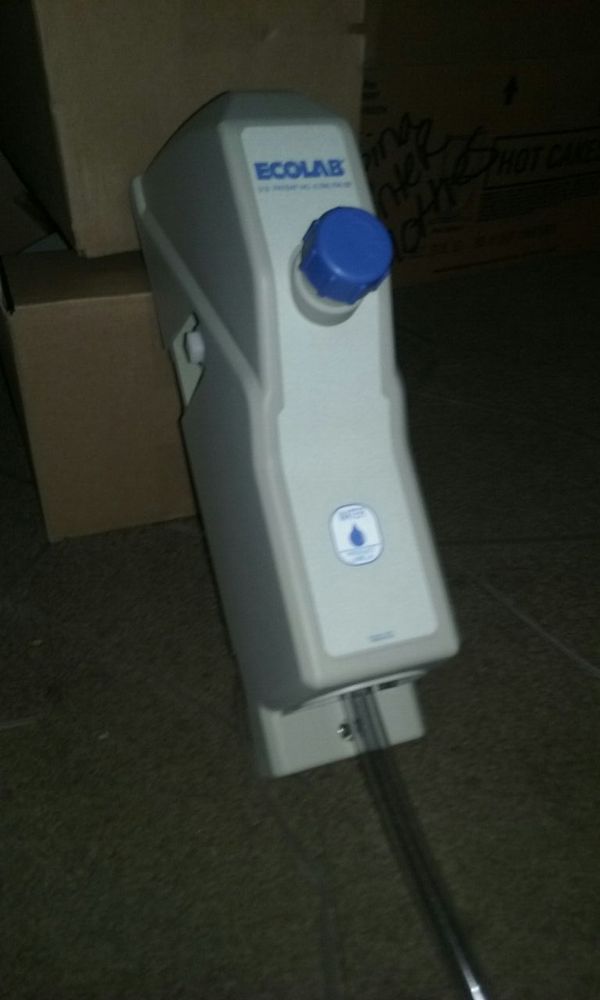 Ecolab oasis pro ultra 1 dispenser for Sale in Glendale, AZ OfferUp