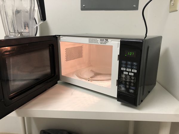 Fully functional Sunbeam microwave for Sale in Columbus, OH - OfferUp