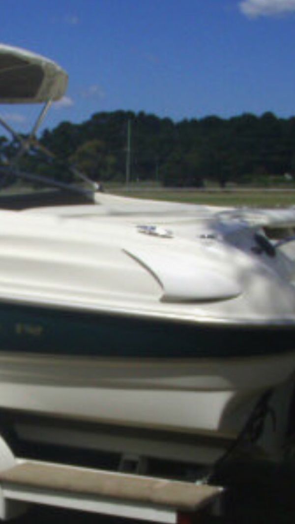 bayliner capri engine cover