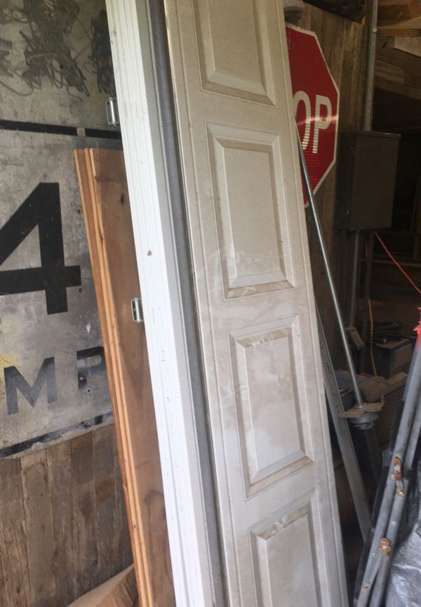 Garage door 9x10 never used all hardware included for Sale in Magnolia