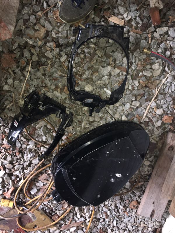 1976 Mercury 850 2 Stroke Thunderbolt Outboard Boat Motor for Sale in