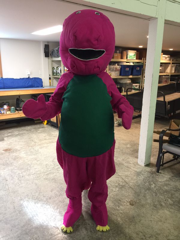 who was under the barney costume