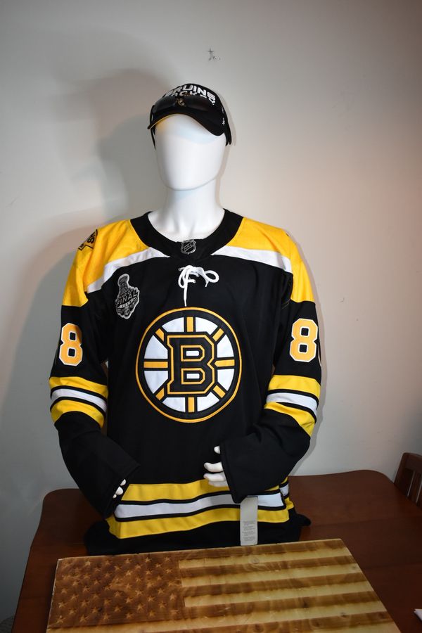 bruins pastrnak shirt