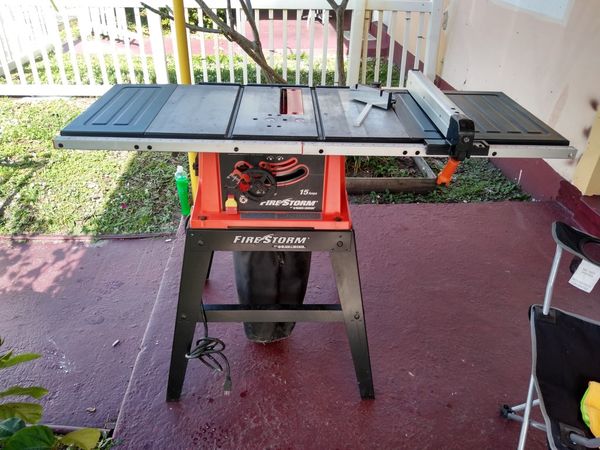 Black & Decker FireStorm 10" Table Saw for Sale in Hollywood, FL - OfferUp