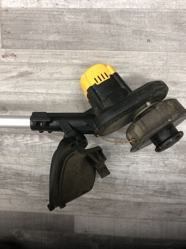 DEWALT DCST925 13" 20V MAX LithiumIon Cordless String Trimmer w