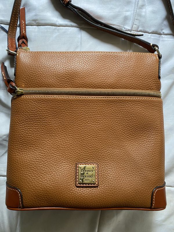 dooney and bourke caramel wallet