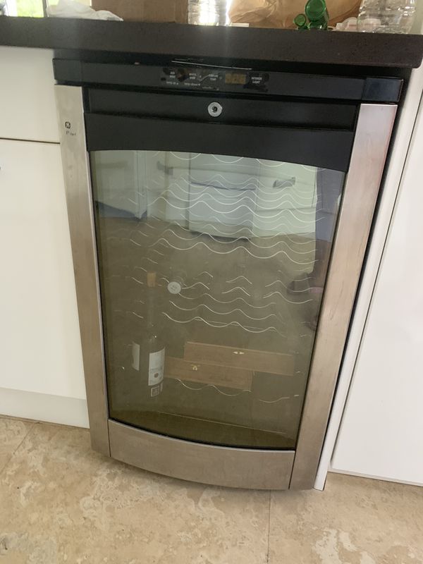 GE Wine cooler not cooling for Sale in Aventura FL OfferUp